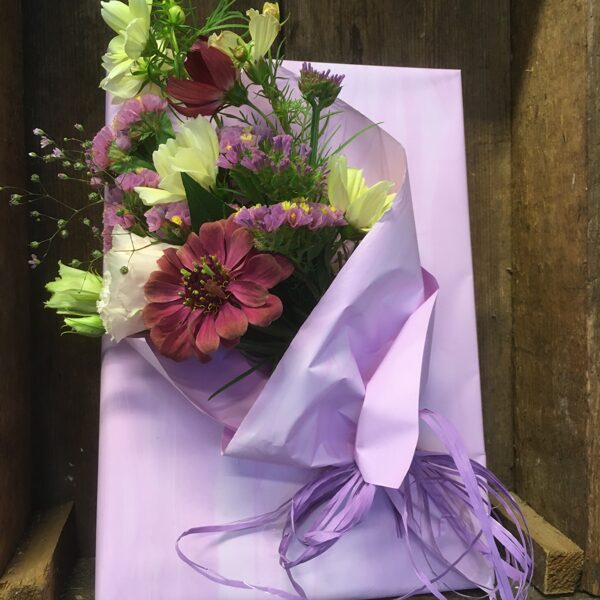 Dāvanu saiņošana 5,00 -10,00