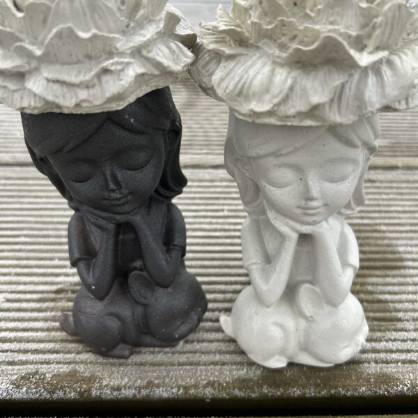 Ģipša meitene B 5,00 5x3x3cm Dekors A 1,50