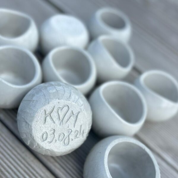 Ģipša trauks ovāls/apaļš  3,00 Personalizēts 4,00 6x6x6cm