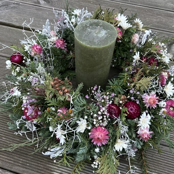 Advnta vainags ar sausziedēm 15,00