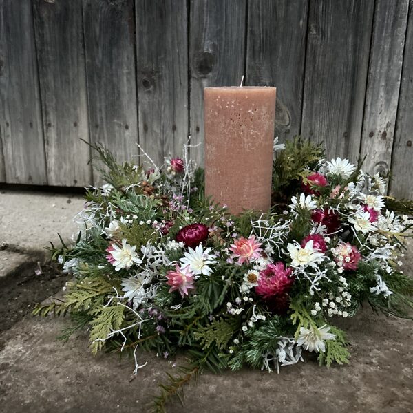 Advnta vainags ar sausziedēm 15,00